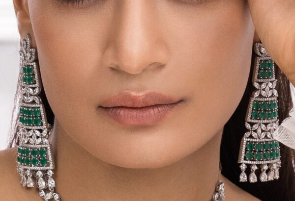 Rose cut diamond and emerald danglers