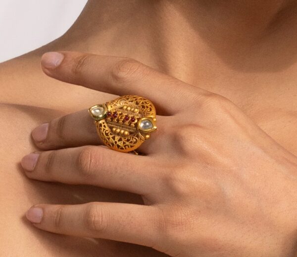 Temple ring