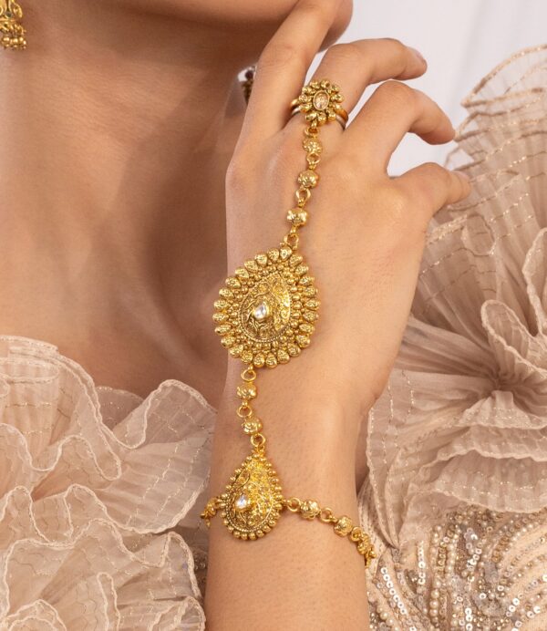 Antique hathful bracelete